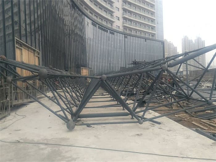 徐州万豪酒店雨棚网架